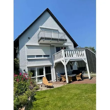 Σπίτι διακοπών In With Swimming Pool